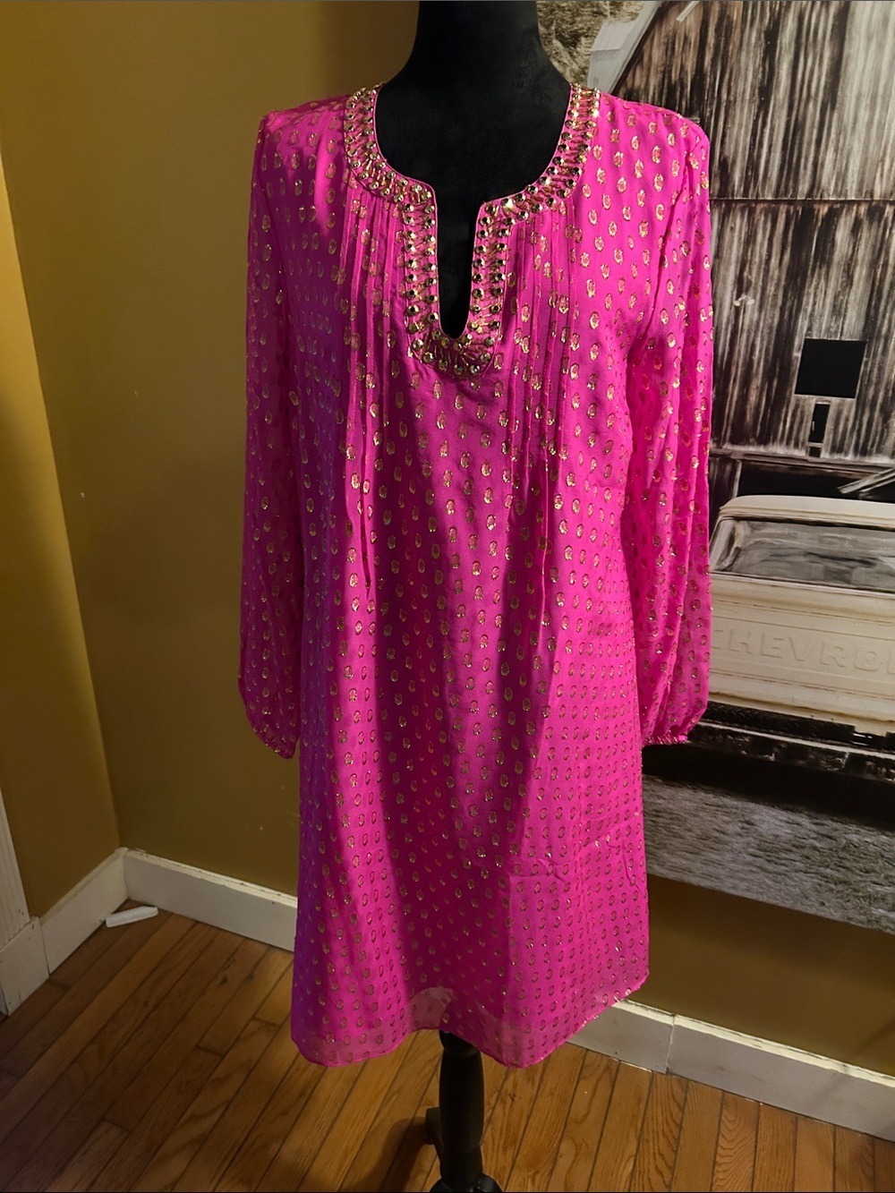 NWT  lily Pulitzer Hot Pink Long Sleeve Tunic Dress with Gold Accents